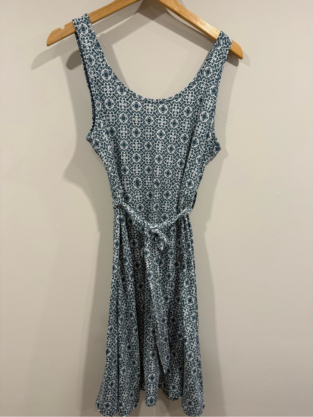 Sleeveless Blue Patterned Women's Dress with Waist Tie